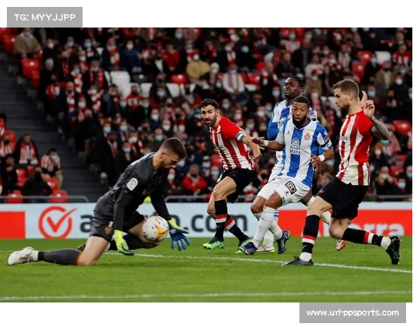 西甲毕尔巴鄂竞技对阵西班牙人，主队硬朗风格克敌制胜